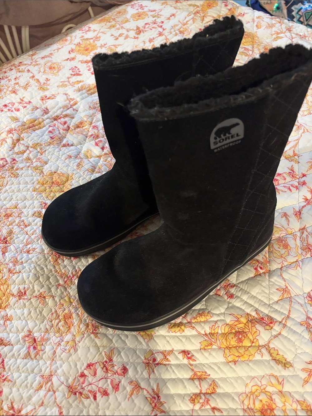 Sorel Black Suede Quilted Mid-Calf Waterproof Boots